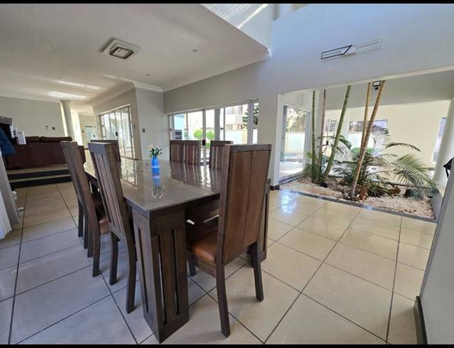 6 BEDROOM PROPERTY TO RENT IN SILVER LAKES